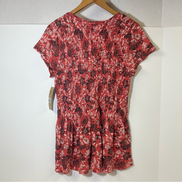 DKNY Jeans Floral V Neck Smocked Short Sleeve Top SZ 14 - Picture 2 of 10